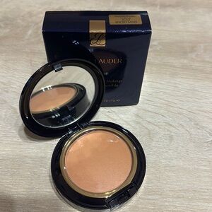 Estée Lauder invisible powder makeup 4CN1 spiced sand